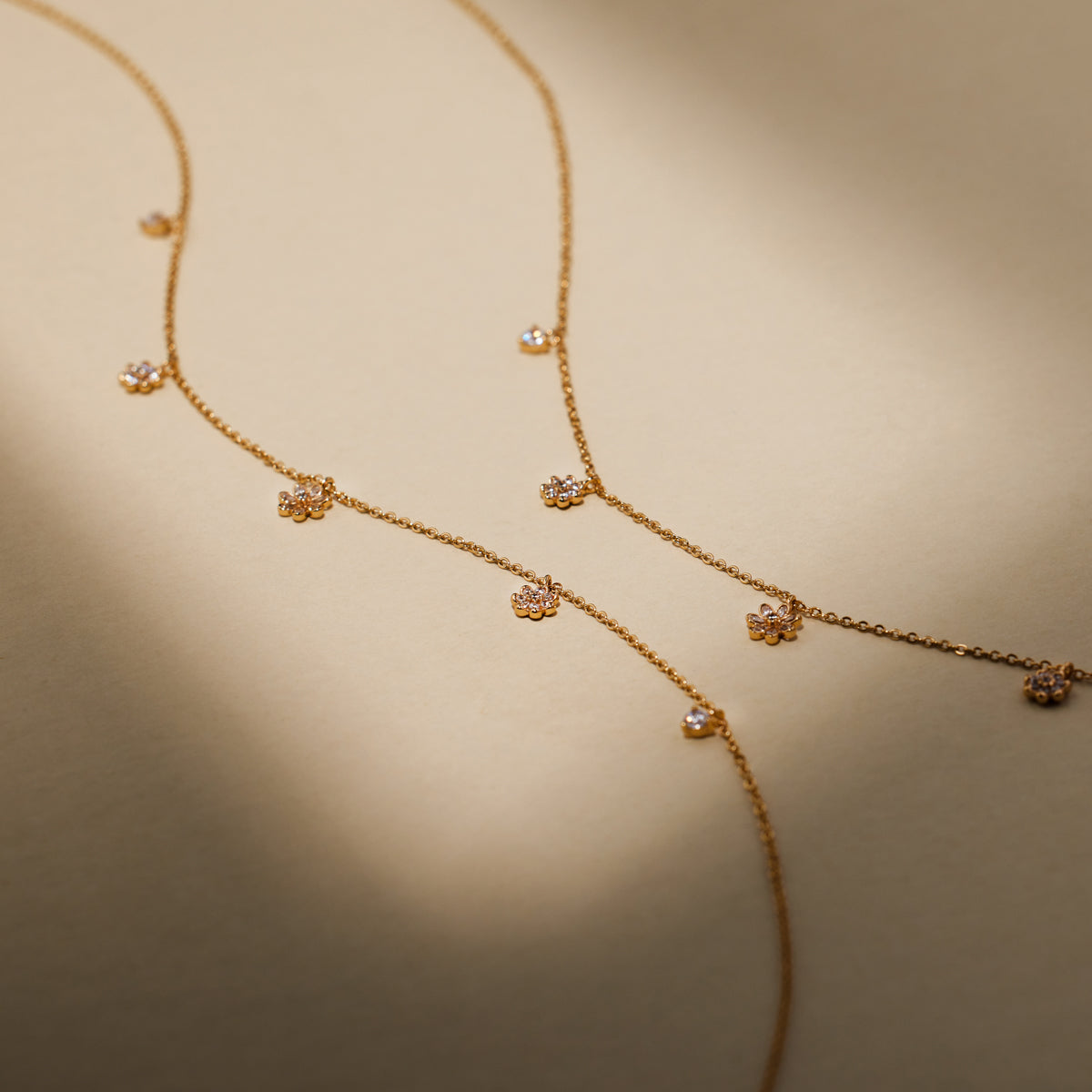 Flora Luxe Floating Necklace