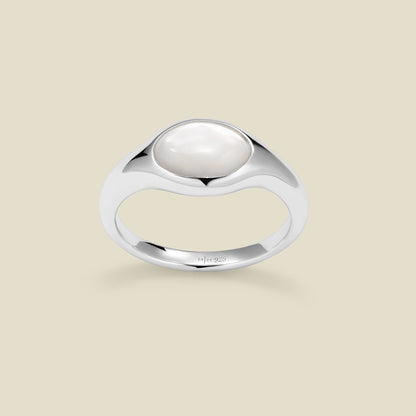 Mother of Pearl Signet Ring