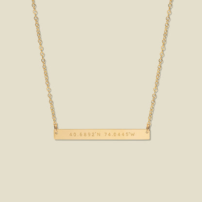 Everly Horizontal Bar Necklace | 1.75" horizontal bar Necklace