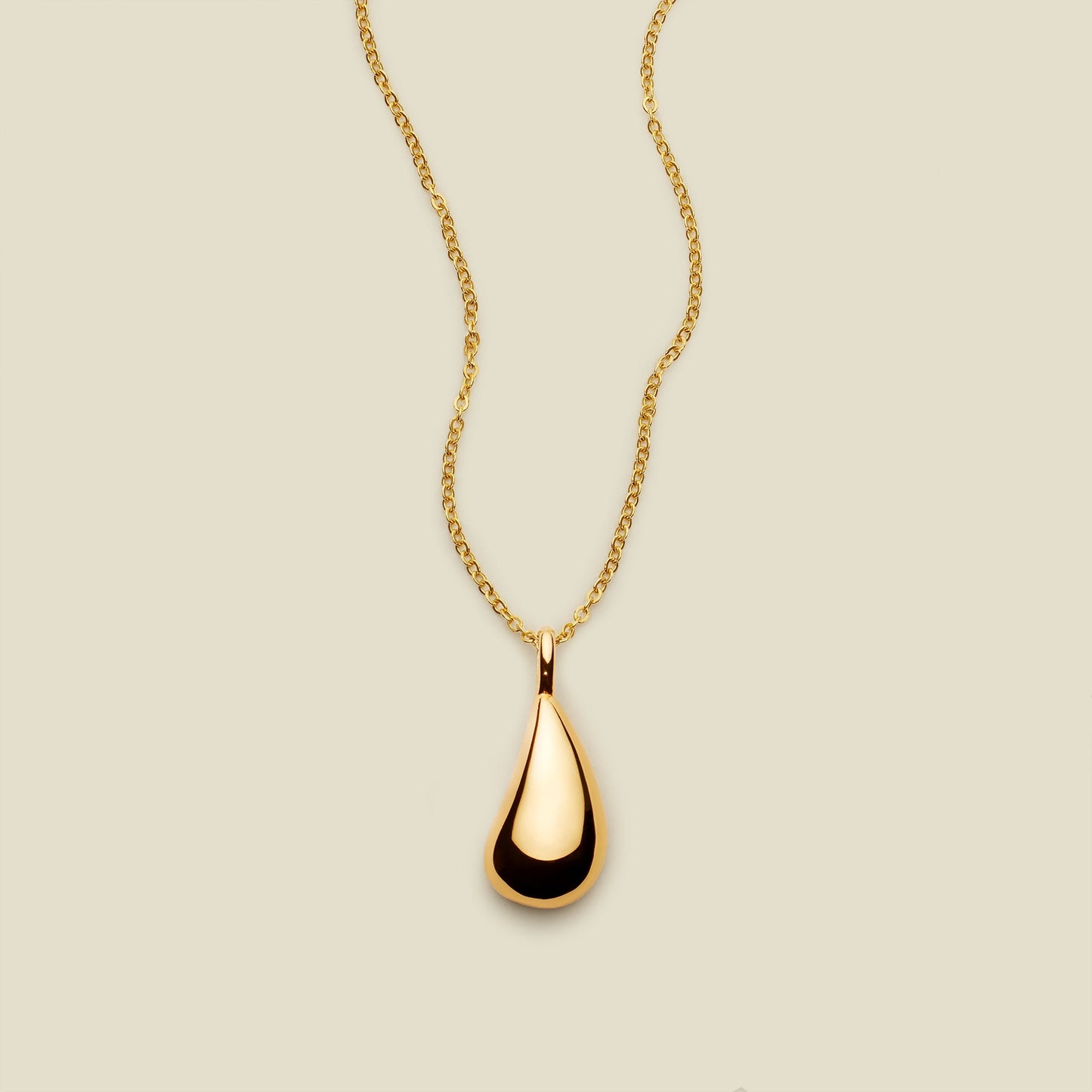 Gloss Pendant Necklace
