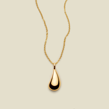 Gloss Pendant Necklace
