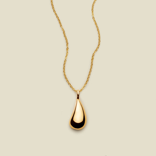 Gloss Pendant Necklace