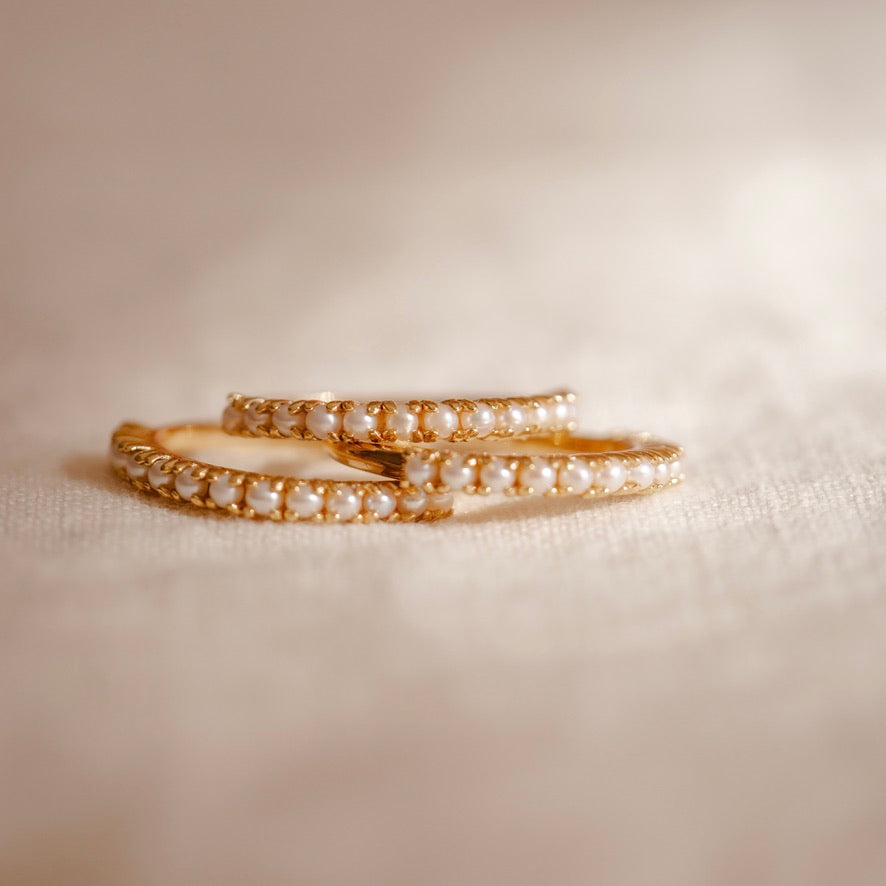 Pearl Stacking Band
